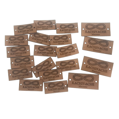 Grabado en etiqueta cuero